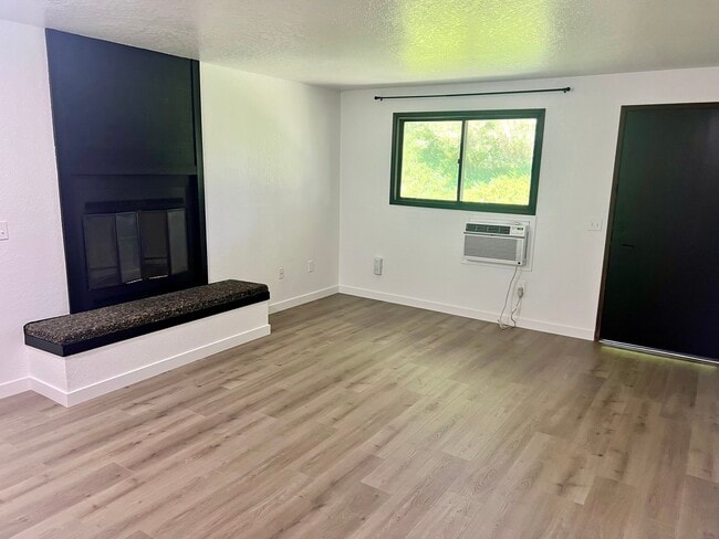 Photo - 132 NW Larry St Unit 132