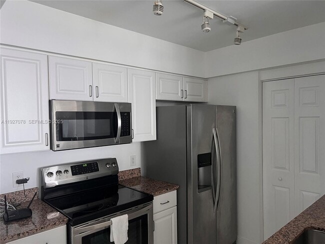 Photo - 1155 Brickell Bay Dr Unit 1607