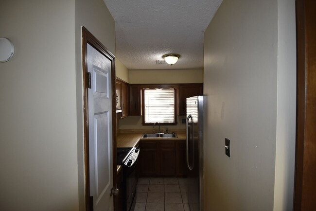 Photo - Charming 3-Bedroom Home in Cordova-Comfort & Convenience!