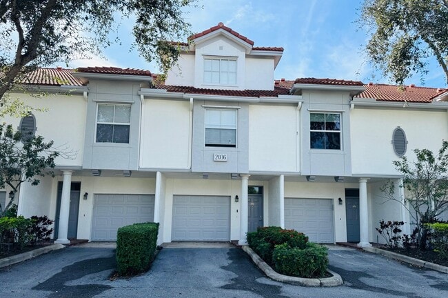 Photo - 2036 Alta Meadows Ln