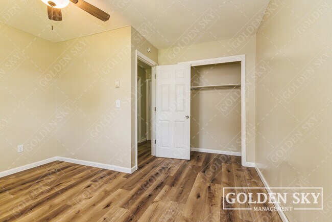 Photo - 6319 E Piccadilly Rd