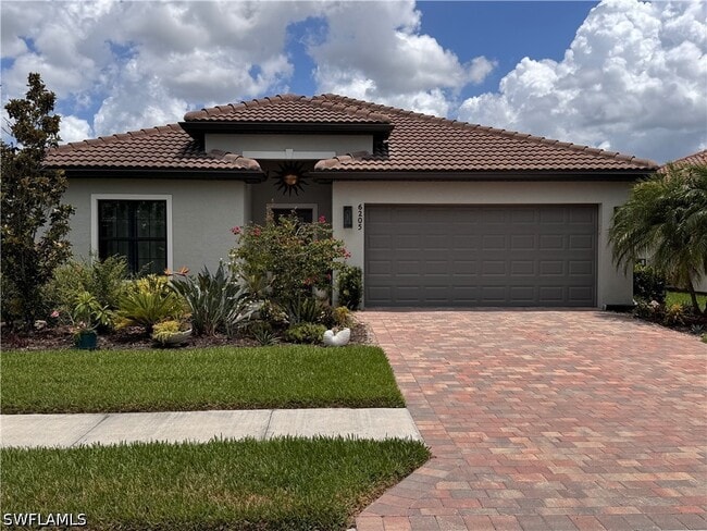 Building Photo - 6205 Harmony Dr
