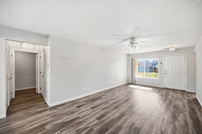 Photo - $2,495.95 - 3 Bed, 2 Bath Home in Denver with Central AC and Fenced in Yard!