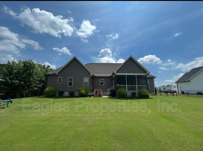 Photo - 205 Coffman Dr