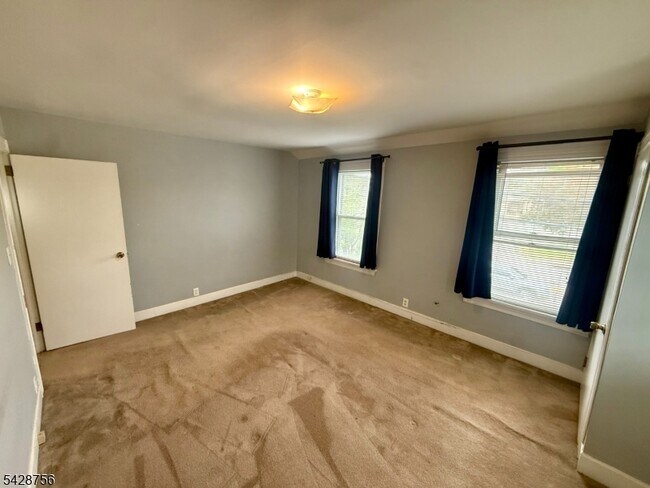 Photo - 23 E Hanover Ave