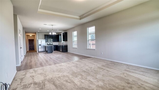 Photo - 137 Carlina Lp