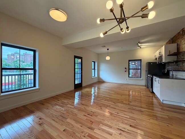 Photo - 203 Liberty St Unit 3