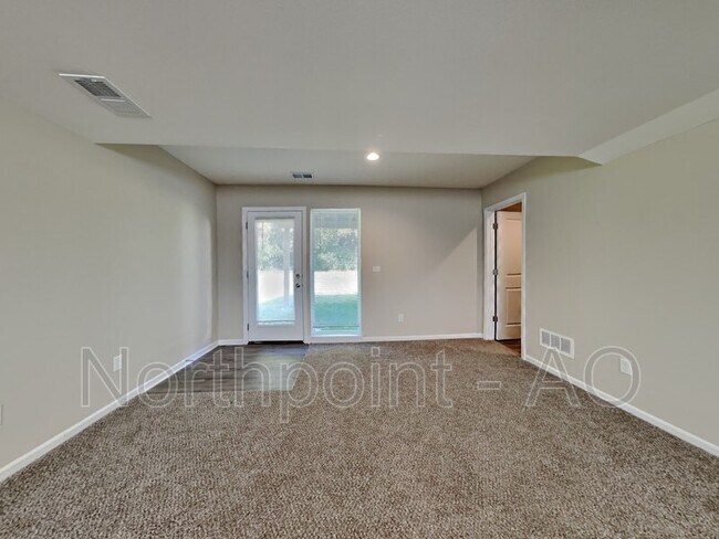 Photo - 21804 Southcreek Rd