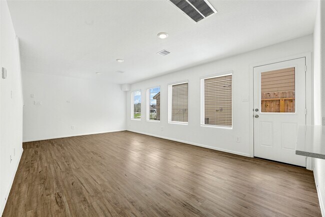 Photo - 24027 Wandering Brk Dr