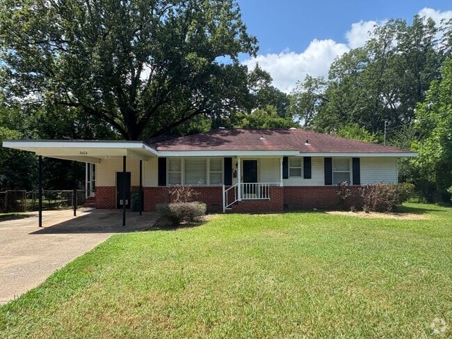 Building Photo - 3604 Pelzer Ave Rental