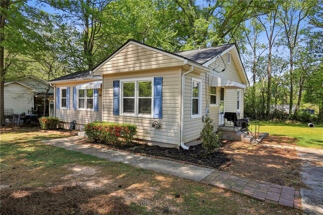 Photo - 2266 N Shallowford Rd