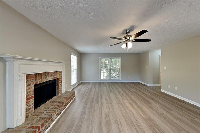 Photo - 3 Maplelake Dr