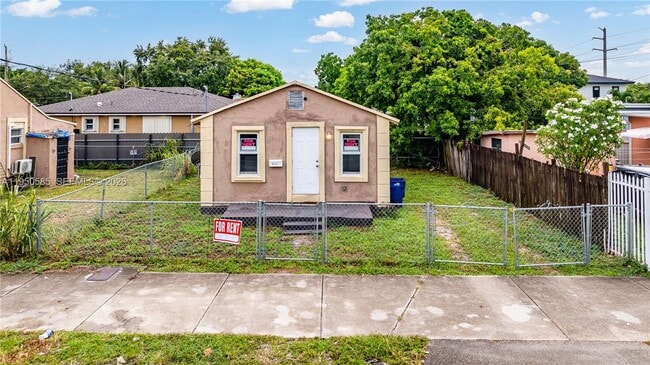 Building Photo - 5714 NW 21st Ave