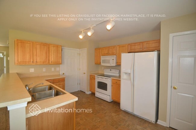 Photo - 9409 Dewey Dr