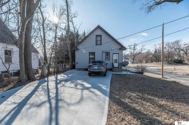 Photo - 3736 Decatur St