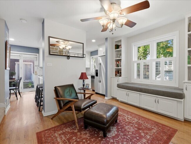 Photo - 3311 N Racine Ave