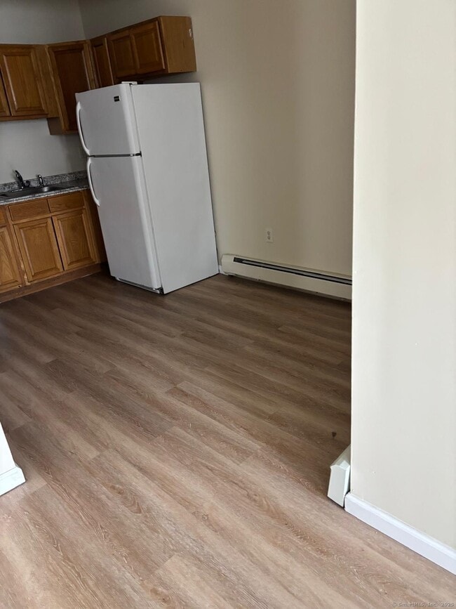 Photo - 1057 E Main St Unit 8