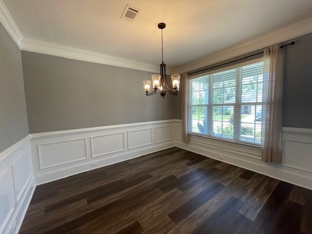 Photo - 720 Bancroft Dr