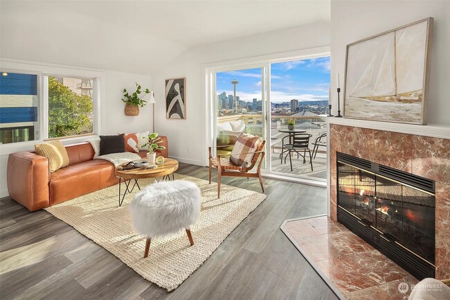 Building Photo - Top-Floor Corner Condo with Spectacular Views of the Space Needle & TWO Parking Spaces Unit B201