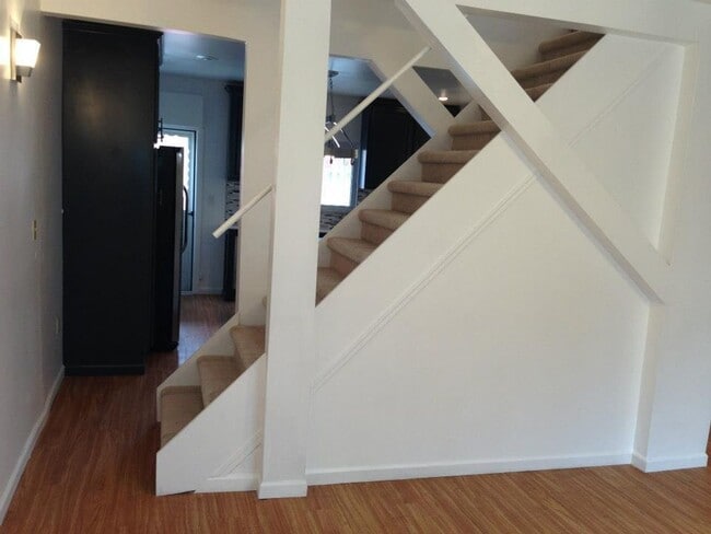 Photo - Luxurious 2 Bedroom on a dead end street o...