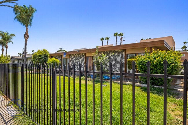 1324 W. Cerritos