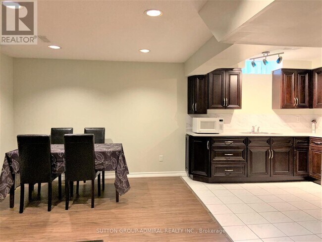 Photo - 26 Pandora Ct