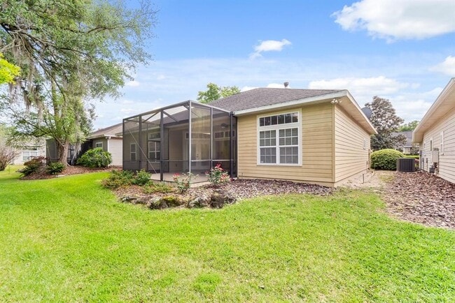 Photo - 8430 SW 10th Pl