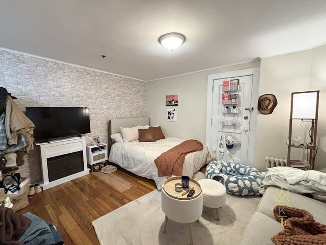 Photo - 1477 Beacon St Unit 109