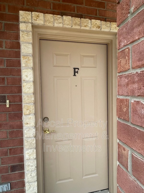 Photo - 201 Gastel Cir Unit F