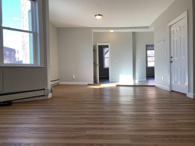 181 Monticello Ave
