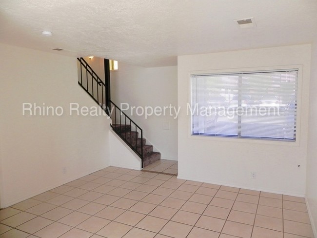 Photo - 12621 Lomas Blvd NE Apartamento Unidad 18