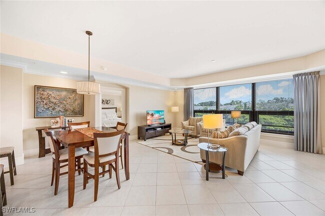 Photo - 9115 Strada Pl Unidad 5213