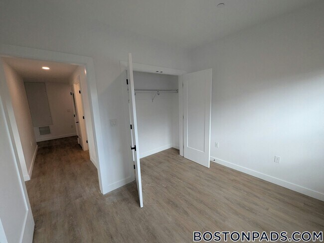 Photo - 199 Gardner St Unidad 403