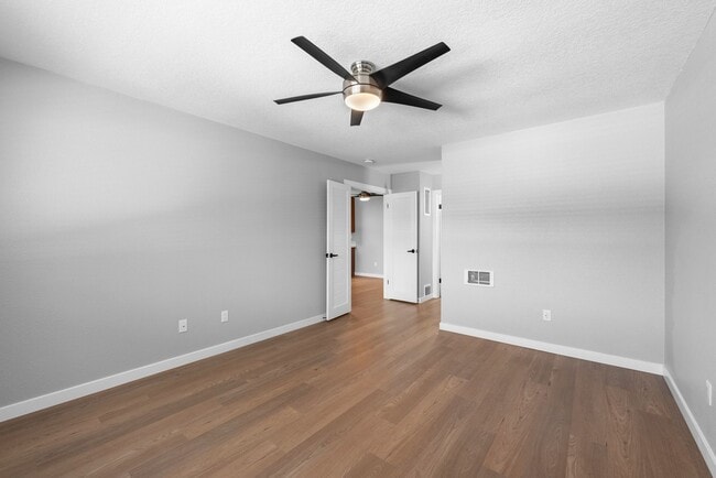 Surf House Apartments