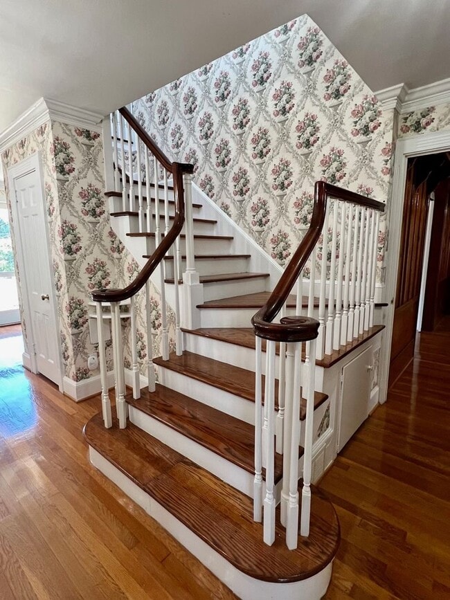 Photo - Three to Four bedroom, 2.5 bath Colonial in Graham