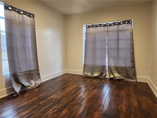Photo - 415 W Poplar St Unit B