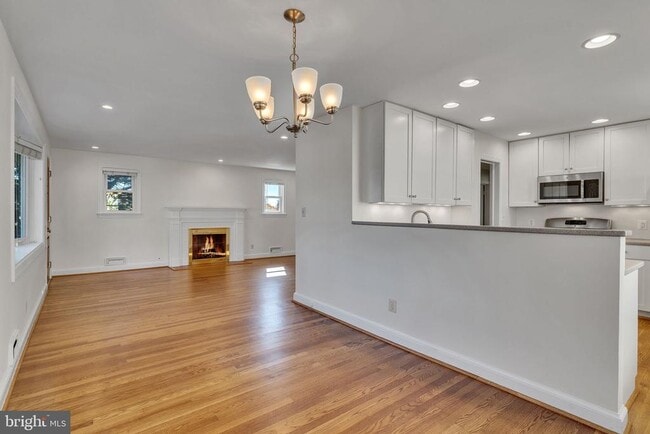 Photo - 2446 N Jefferson St