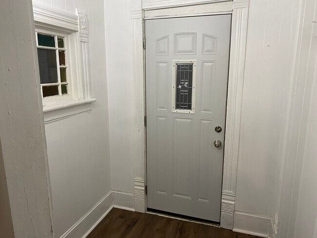 Photo - 2466 3rd St Unit Front