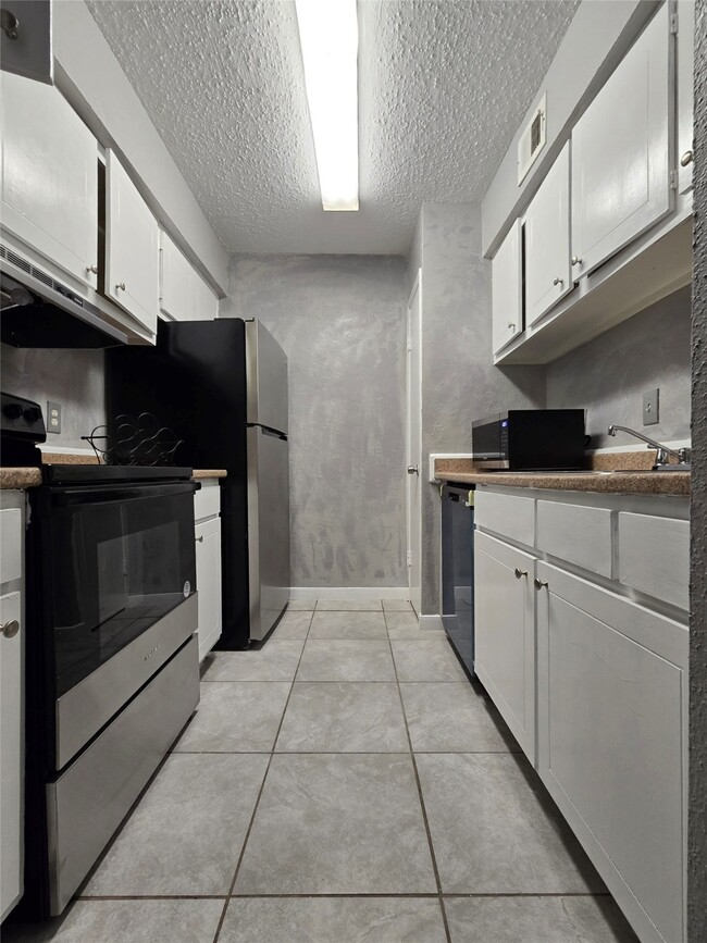 Building Photo - 3535 NASA Road 1 Unit 92 Rental