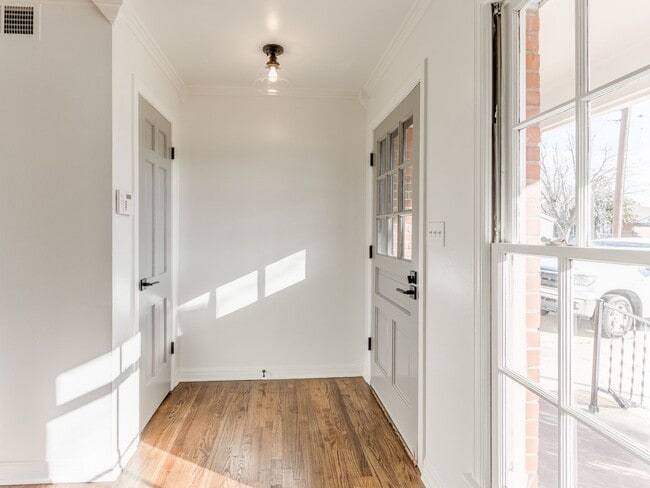 Photo - 3 Bedroom Rental in the Village!!