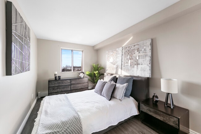 Photo - St. Clair Towers