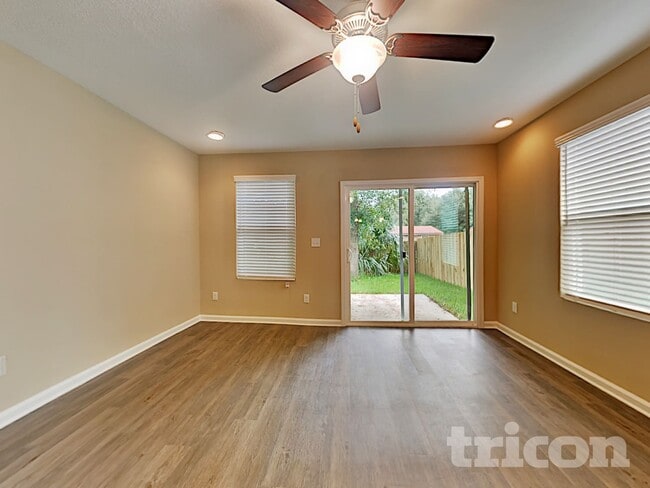 Photo - 4333 Campus Hills Cir