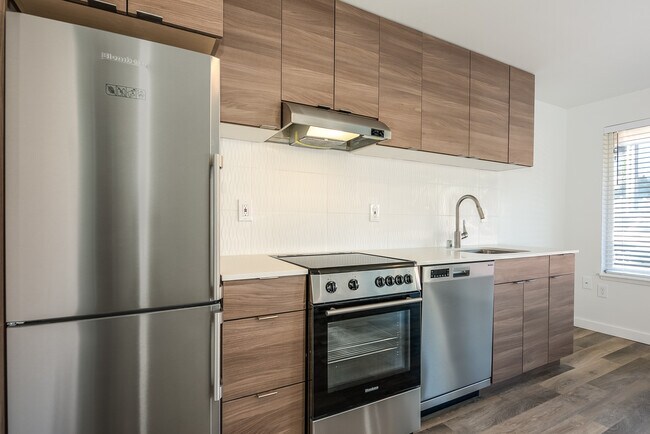 Photo - 1211 Northeast 56th Street Unidad # 1215