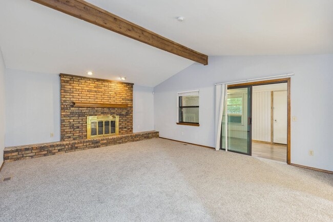 Photo - $500 Off Move In Special! Welcome to this ...