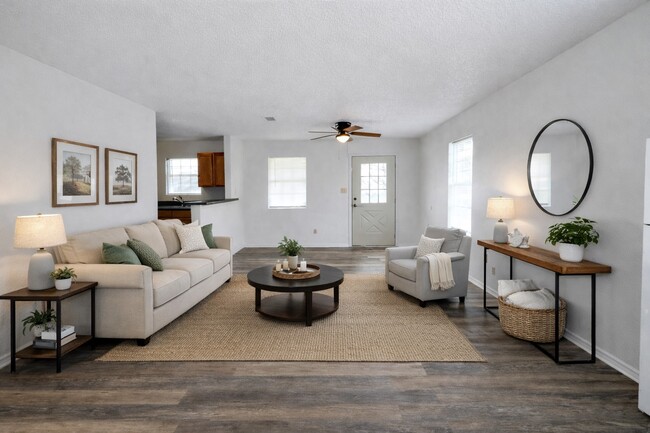 Photo - 304 Moutray Ave