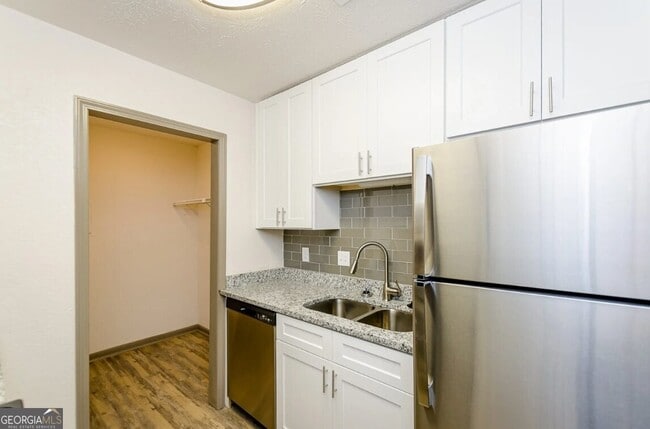 Photo - 730 Franklin Dr SE Unit F05