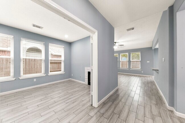 Photo - 5707 Overton Park Dr