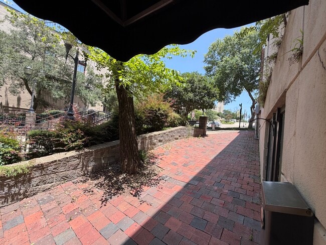 Photo - 620 Crawford St Unit Vicksburg, Mississippi Apartment For Lease