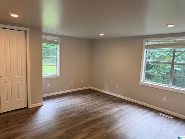 Photo - 8551 Griffin Ave