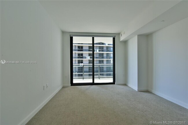 Photo - 45 SW 9th St Unit 1907